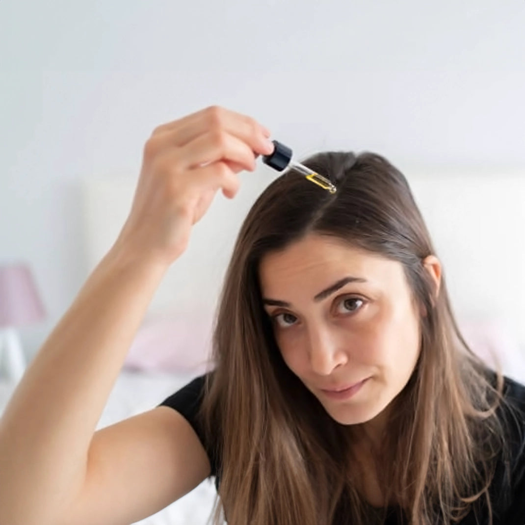 Illustration showing steps for using Zelyth Hair Serum: 1. Dispense a small amount onto your palm. 2. Rub hands together to evenly distribute. 3. Apply to damp or dry hair, focusing on mid-lengths and ends. 4. Style as desired for smooth, nourished hair